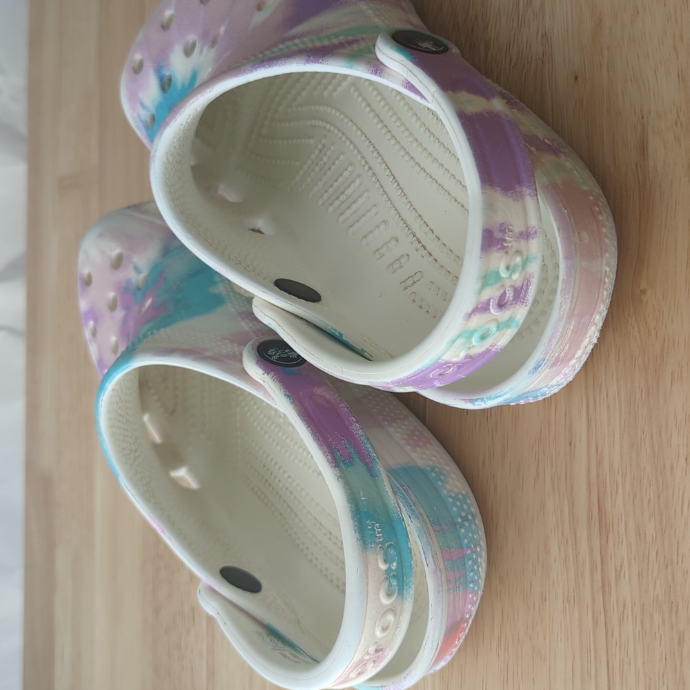 Crocs - Picture 3 of 4